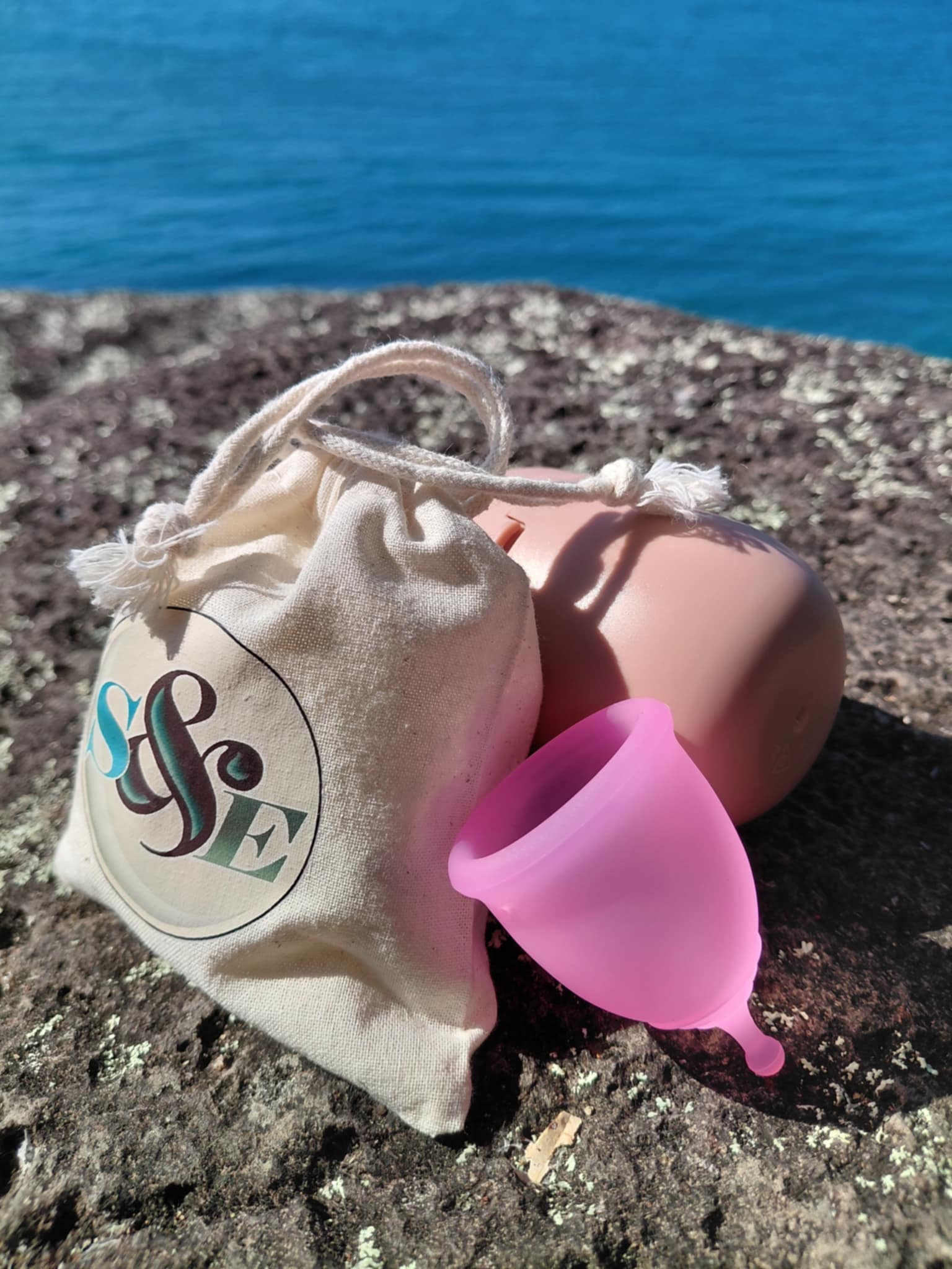 Eco-Friendly Menstrual Cup with CupMate Storage Case – Multiple Colours